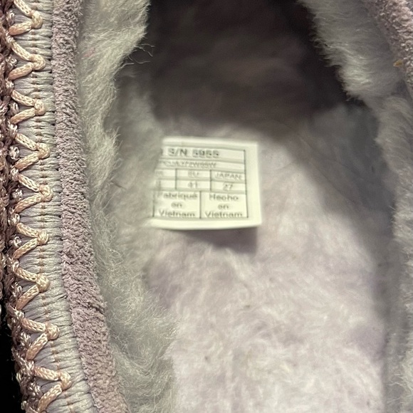 UGG Lilac Women's Slippers - Picture 5 of 8